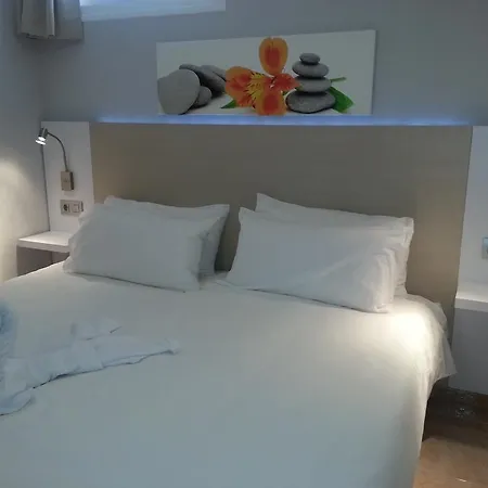 Eo Rosas Apartament